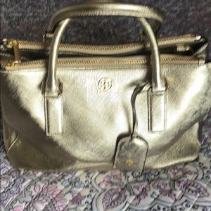 Women’s shoulder bag